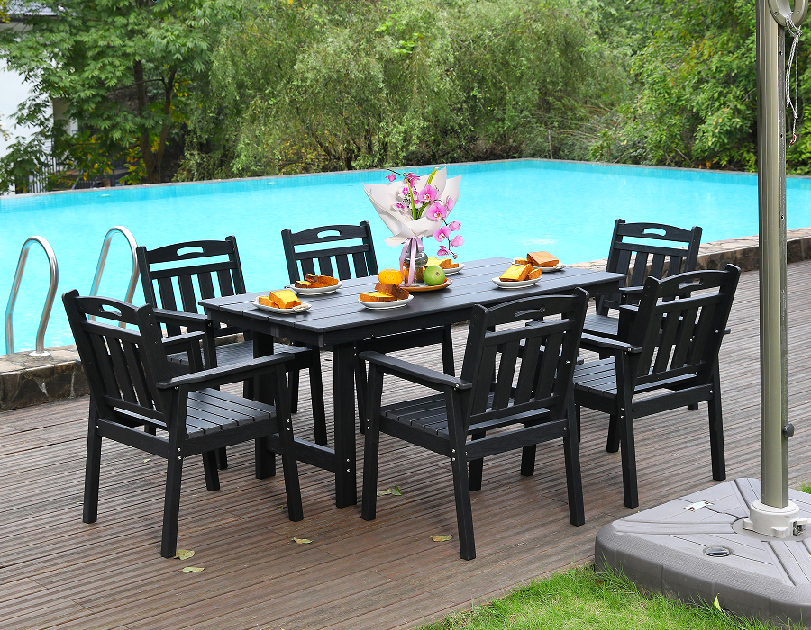 Zwarte HDPE 6-delige buiteneetset met verticale rugleuning